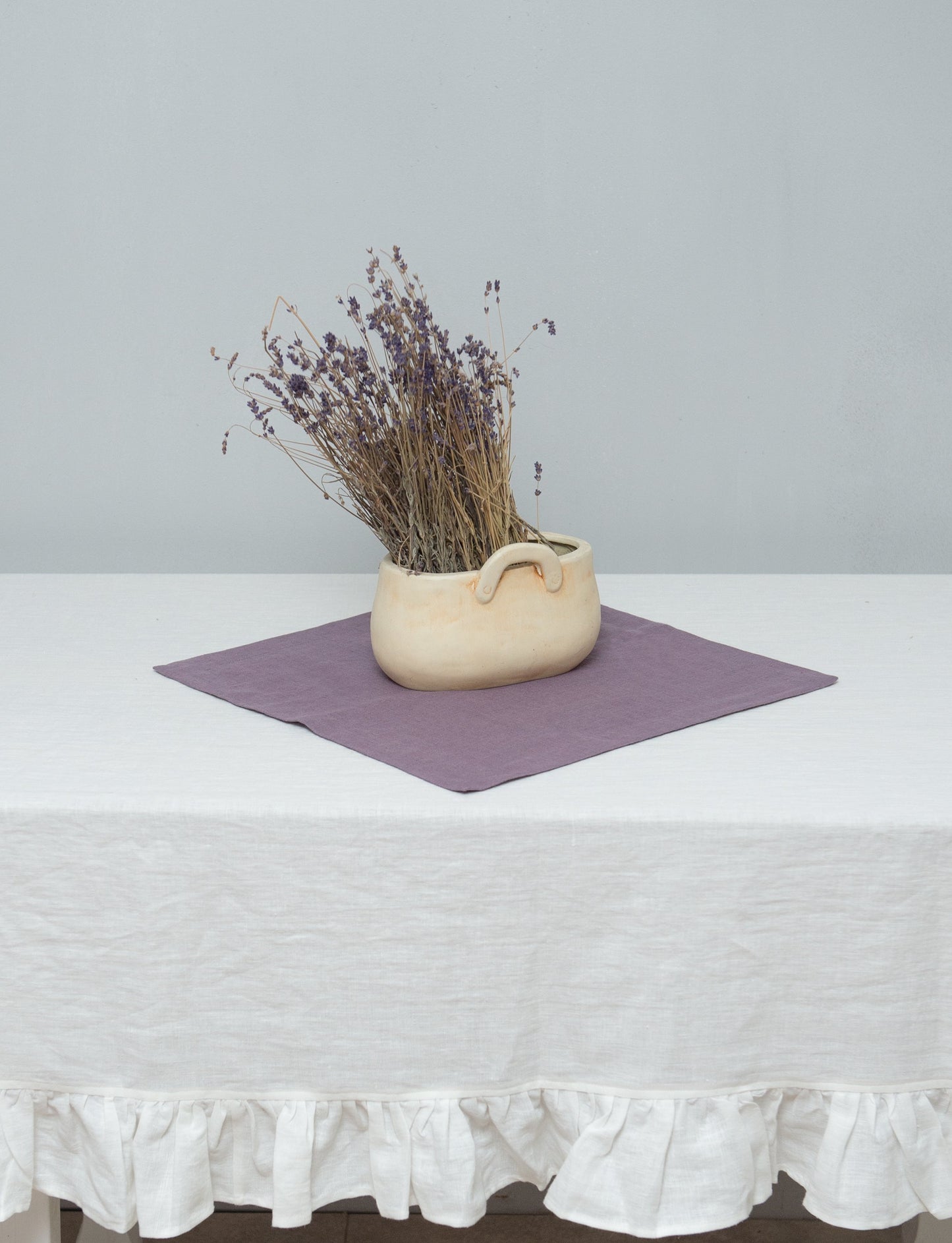 Honey linen tablecloth with ruffles