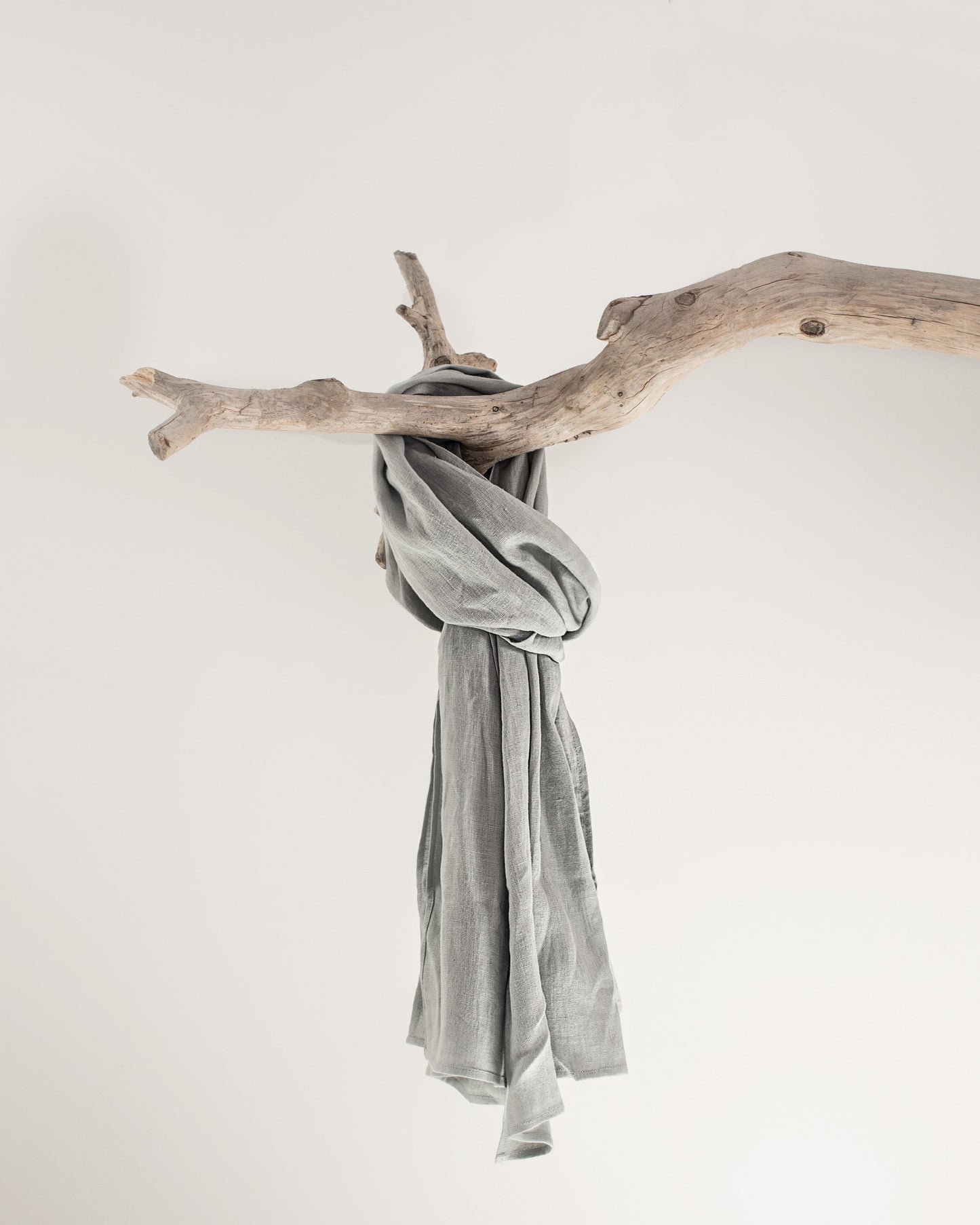 Snow White linen scarf